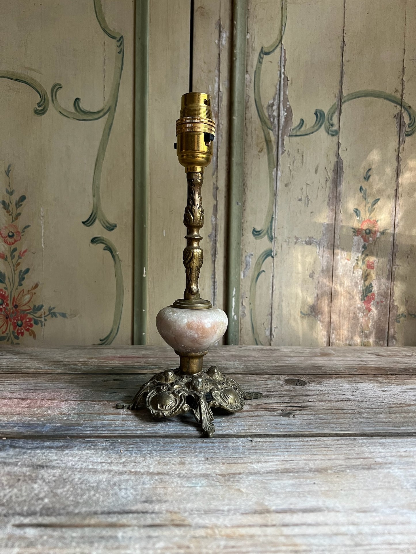 Marble mix lamp