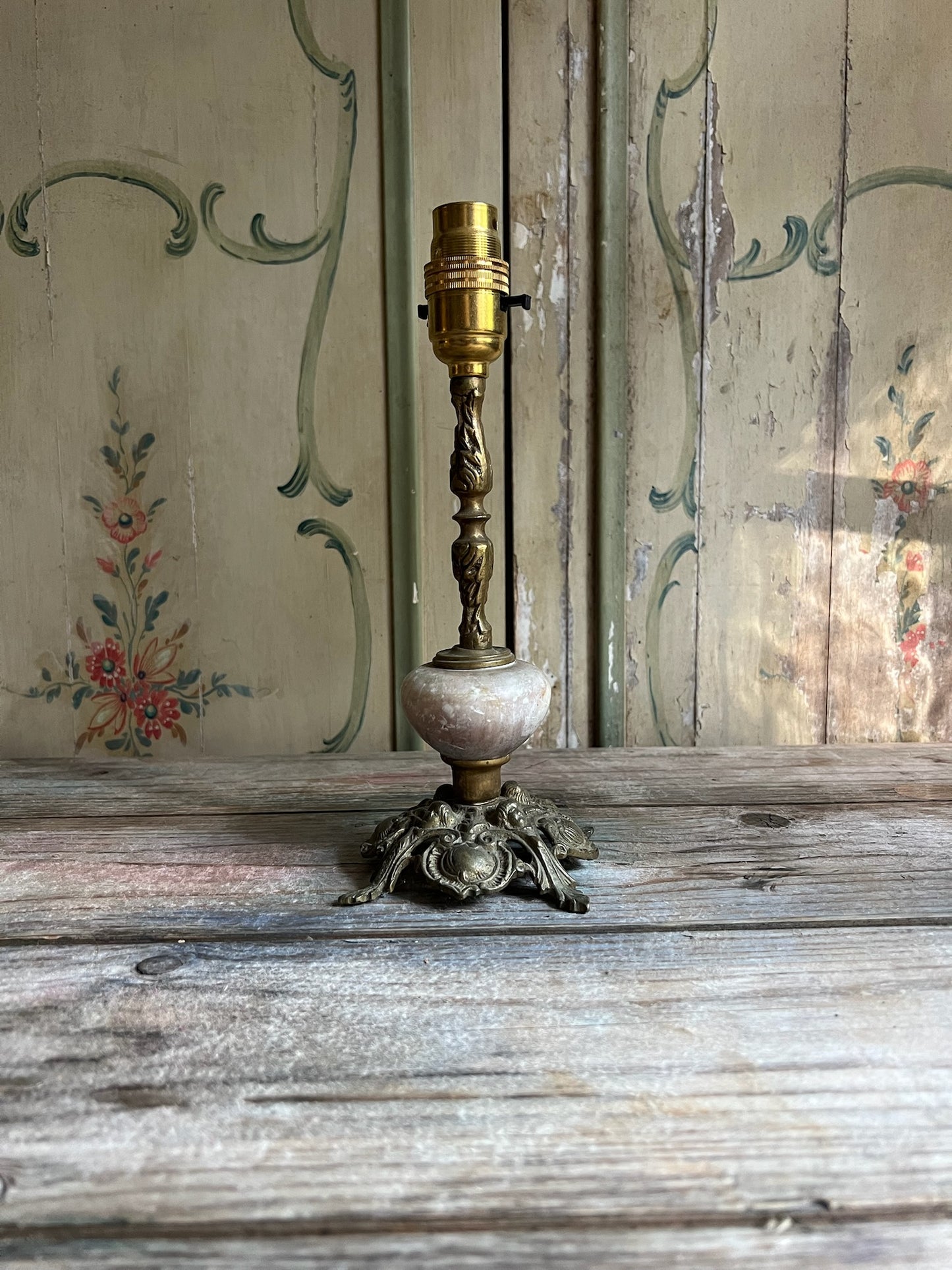 Marble mix lamp