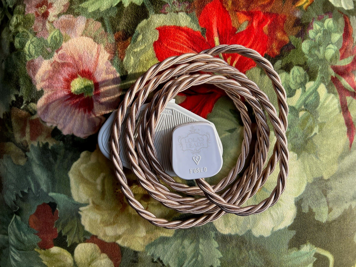 Shrew - Lola's Leads Fabric Extension Cable