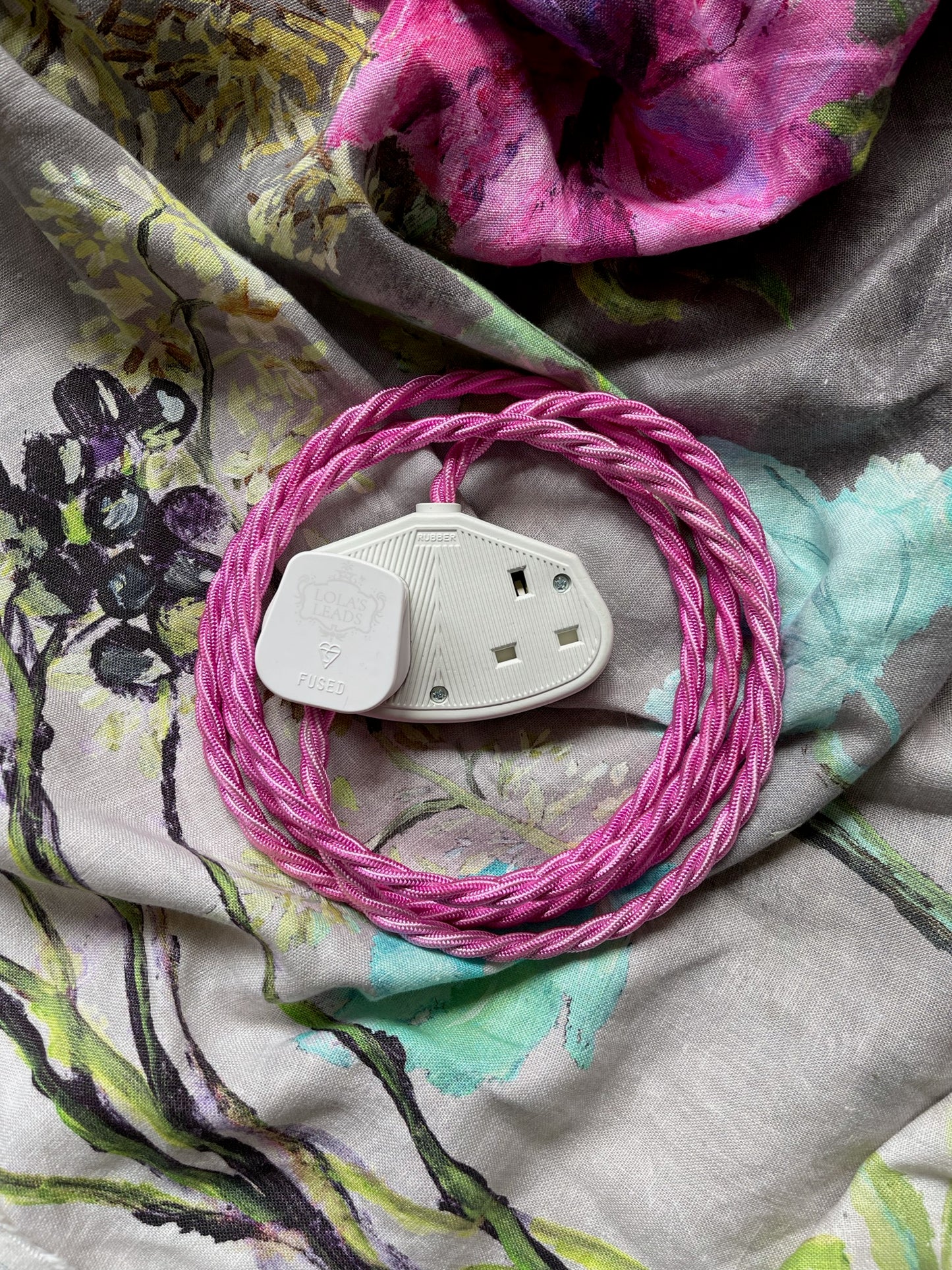 Lola's Leads - Cotton Candy & White 2m