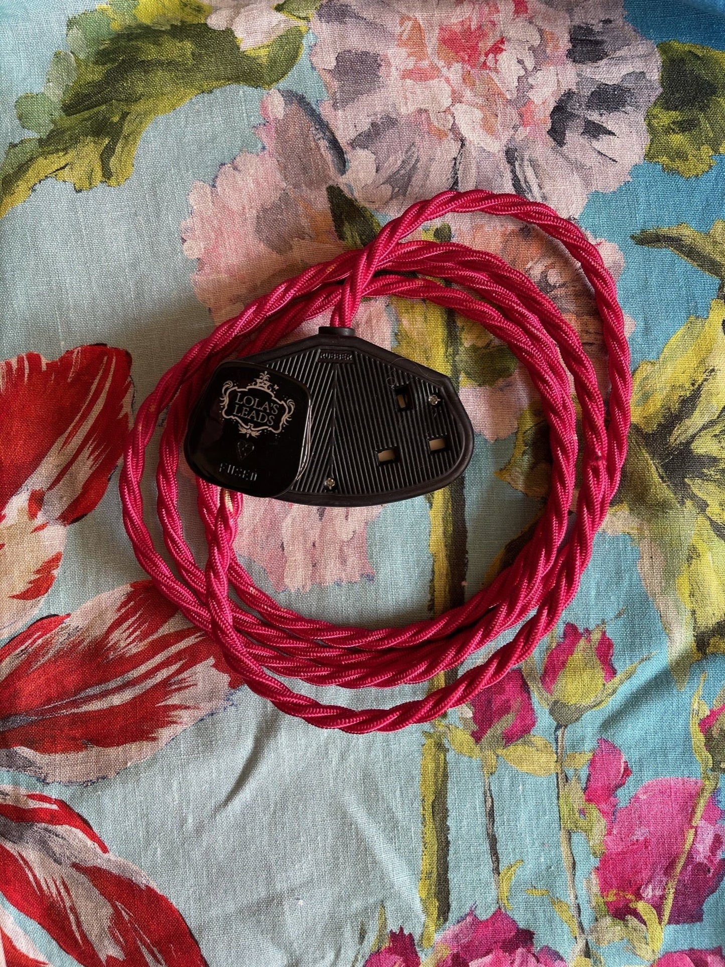 Lola's Leads - Hibiscus & Black