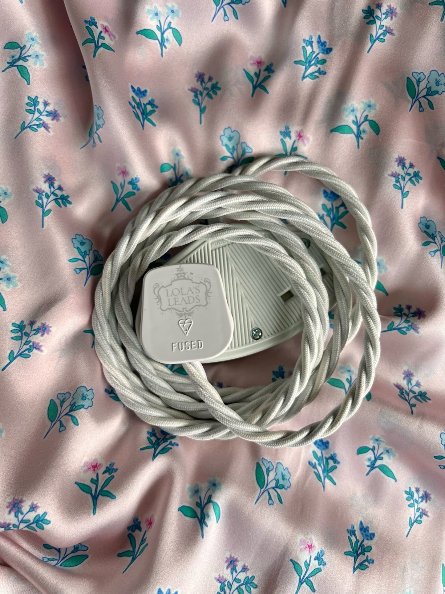 Milk - Lola's Leads Fabric Extension Cable