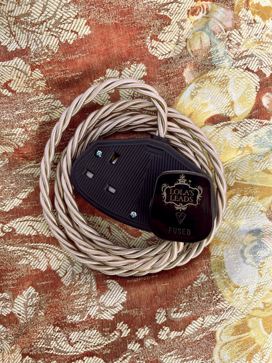 Shrew - Lola's Leads Fabric Extension Cable