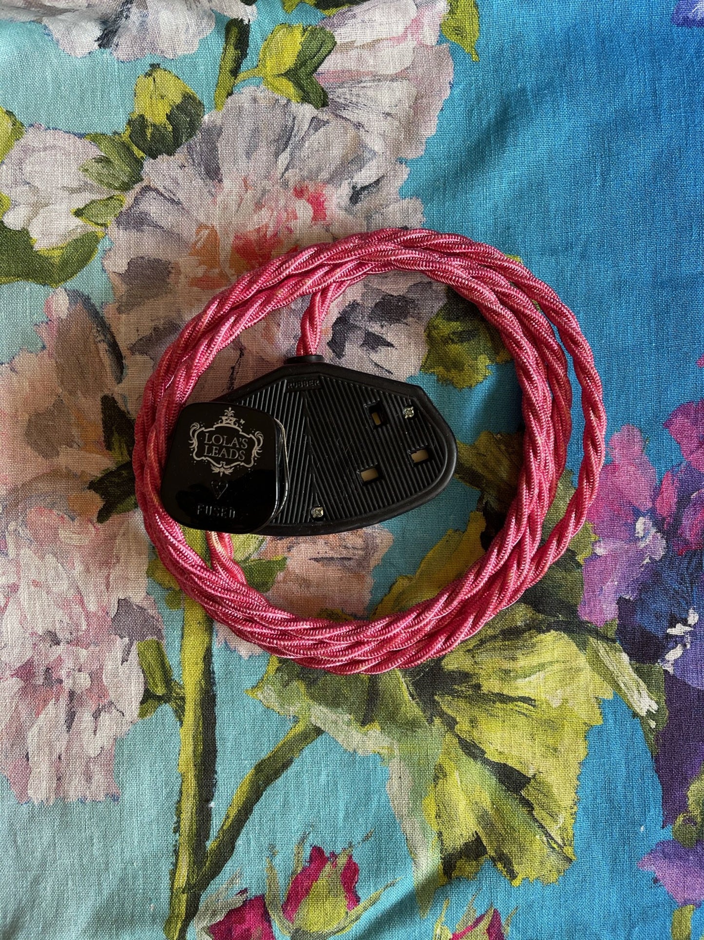 Lola's Leads - Candy Floss + Black 2m