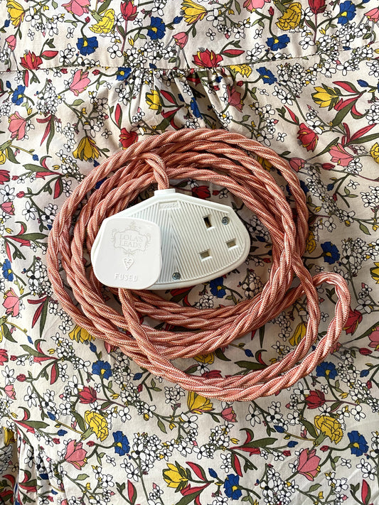 Lola's Leads - Provence & White