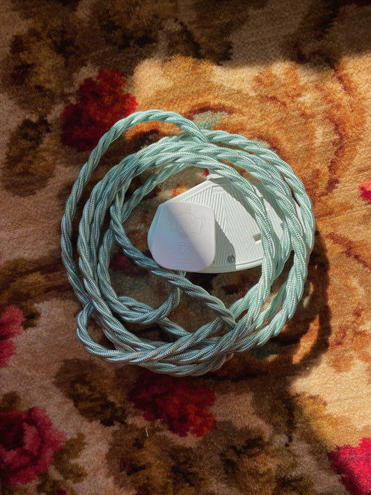 Lola's Leads - Celadon + White 2m