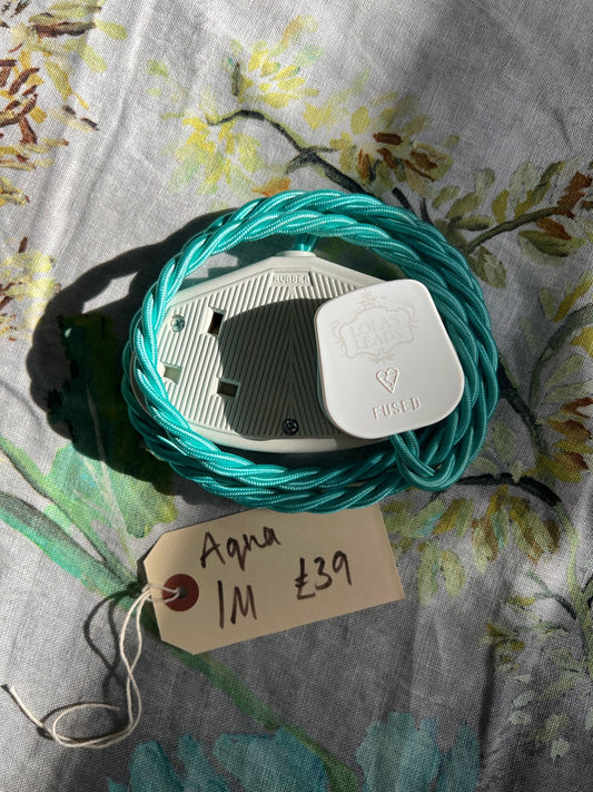 Aqua + White 1m 2 Gang