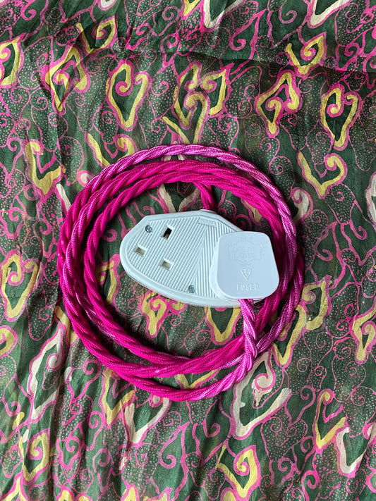 Lola's Leads - Raspberry Ripple + White 2m
