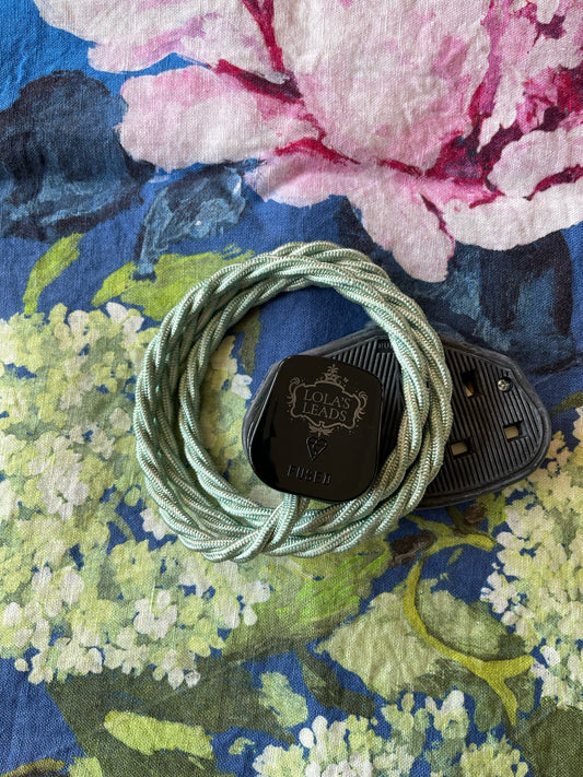Lola's Leads - Sea Glass + Black 1m