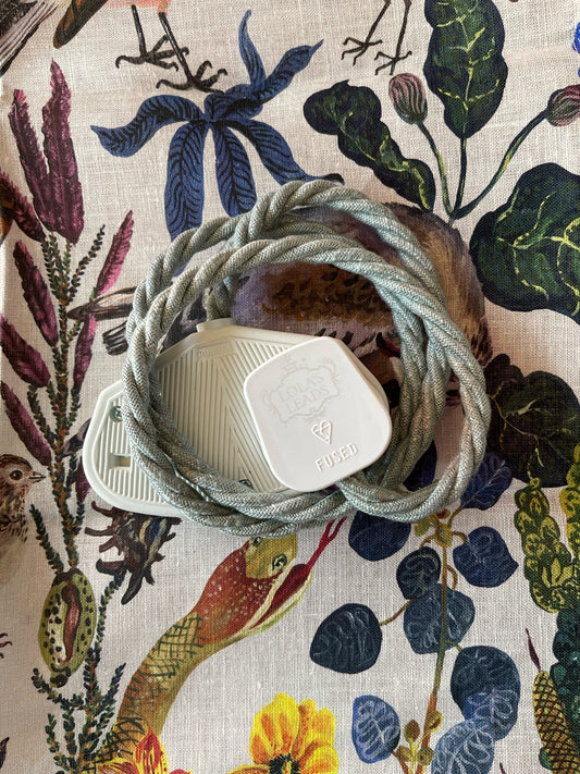 Lola's Leads - Verdigris Linen + White 1m