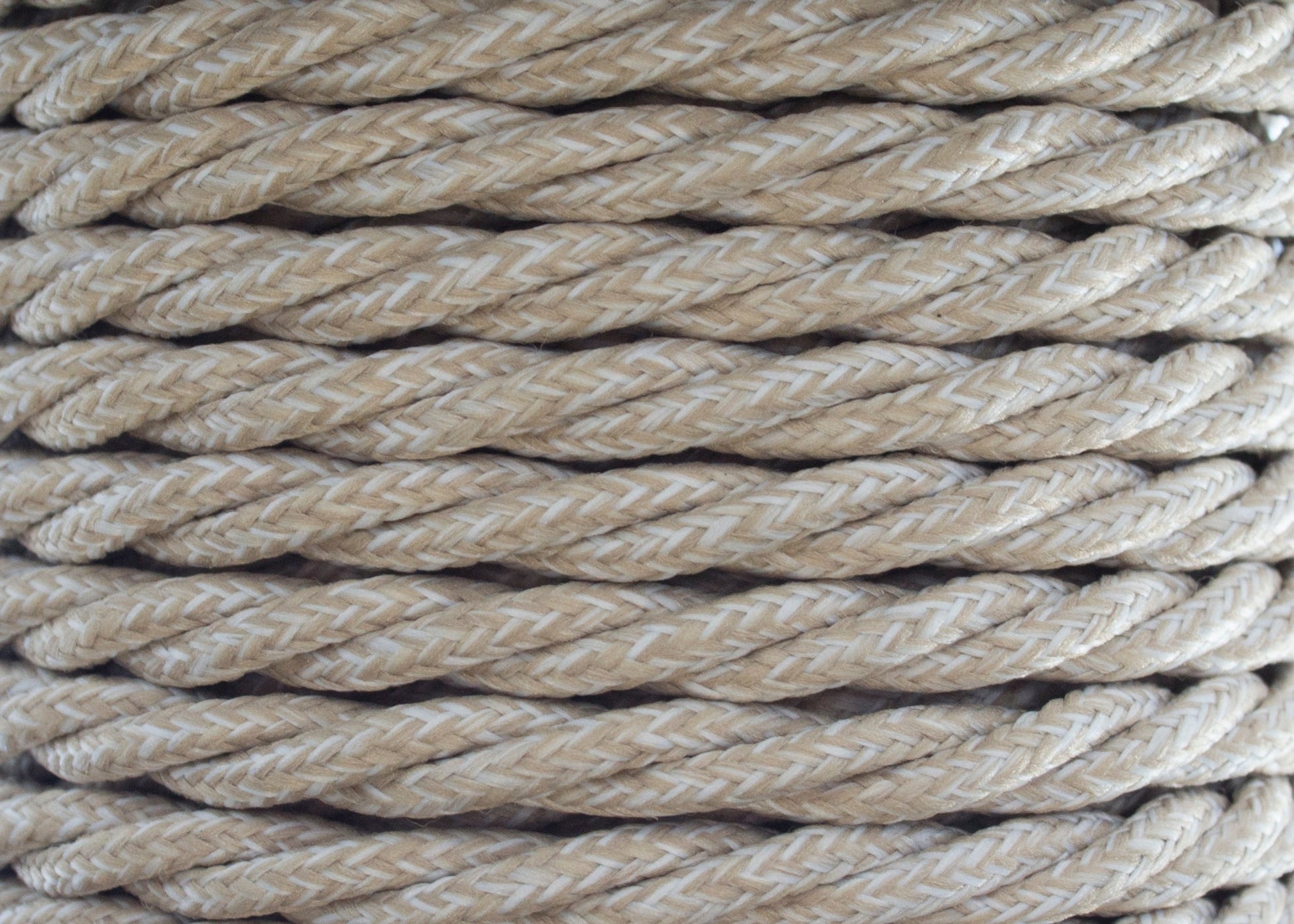 Pebble Twisted Lighting Cable